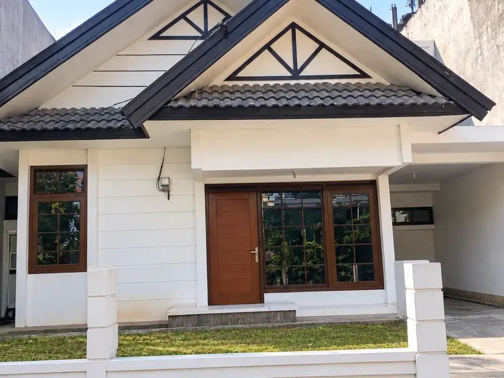 Dijual Rumah Siap Huni di Ujung Berung