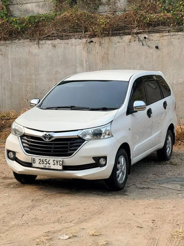 avanza G at matic 2018 putih km low