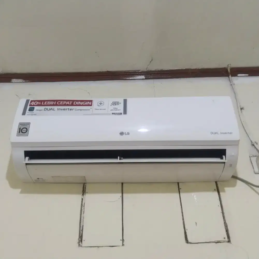 Jual cepat edisi pindahan AC LG 1/2 pk dual inverter.