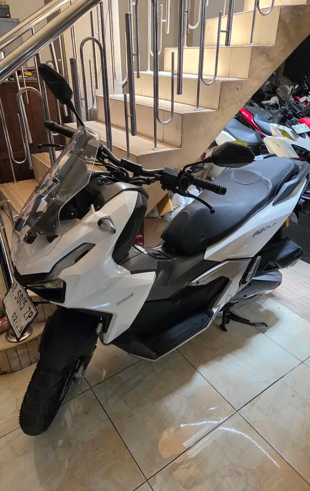 Adv 160 cbs putih 2024 gbm kredit / tunai remote 2
