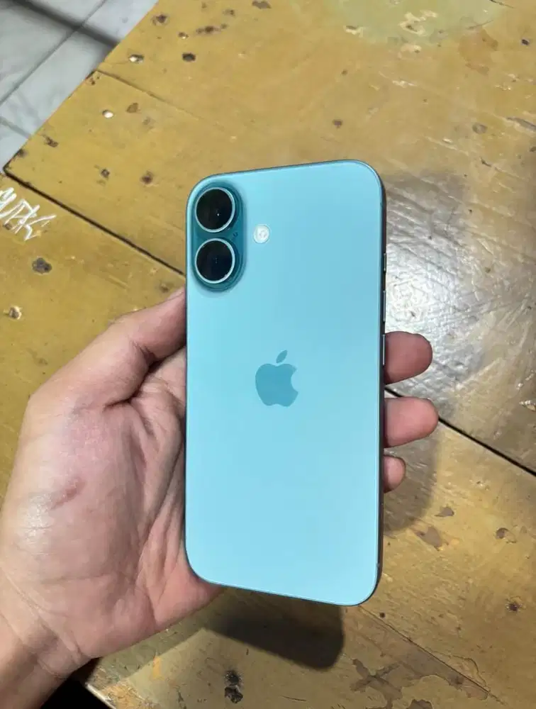 iphone 16 basic 128gb ibox bh 85% Fullset box, charger ugreen, cc nya