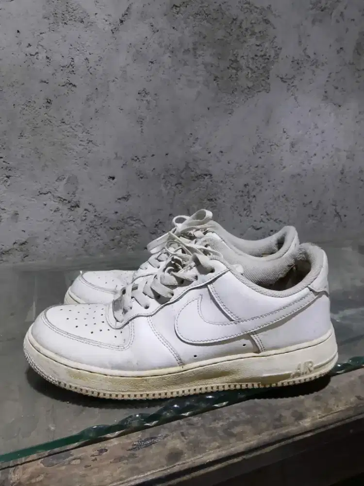 jual sepatu NIKE AIR FORCE SIZE 43