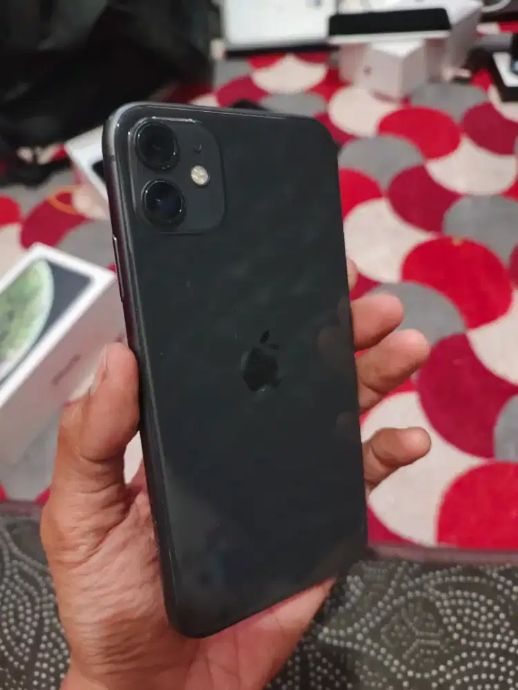 iphone 11-64 ibok