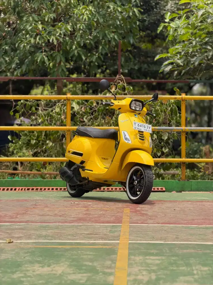 DIJUAL PIAGGIO VESPA S 125 IGET LED THN 2022 PERFECT CONDITION