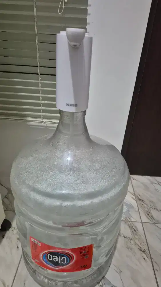 Dijual sekalian sm galon cleo ya