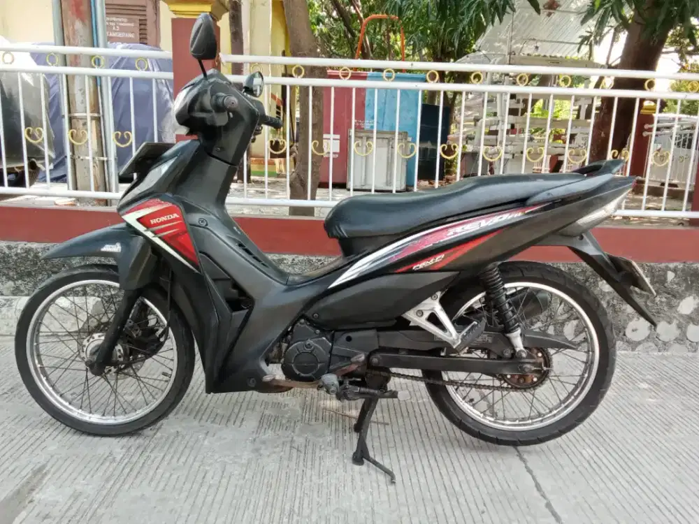 Dijual Honda Revo fit fi THN 2014, Mulus komplit Dki