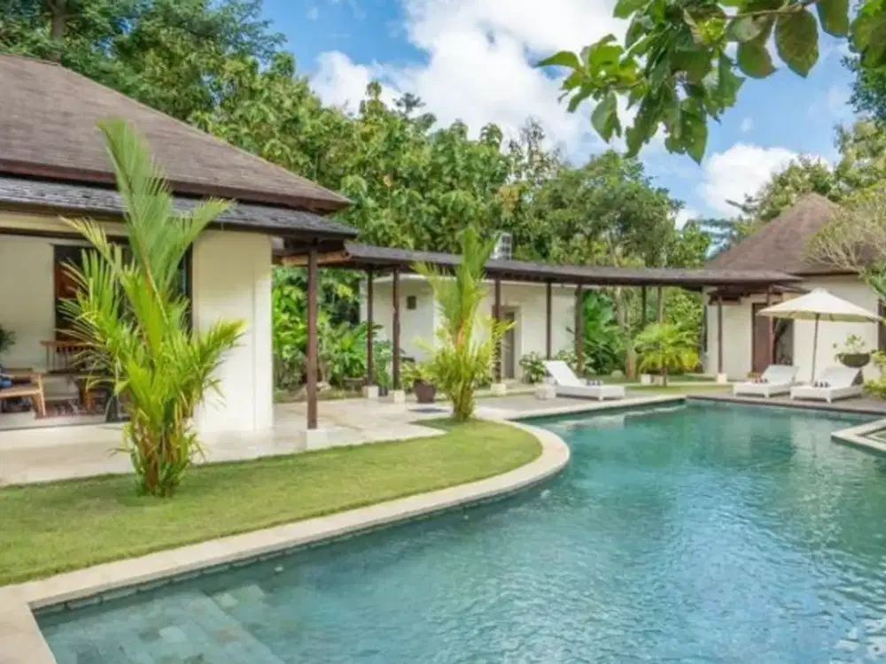 VILLA BAGUS 1 LANTAI DI BLONGKEKER PURI GADING JIMBARAN BADUNG, BALI