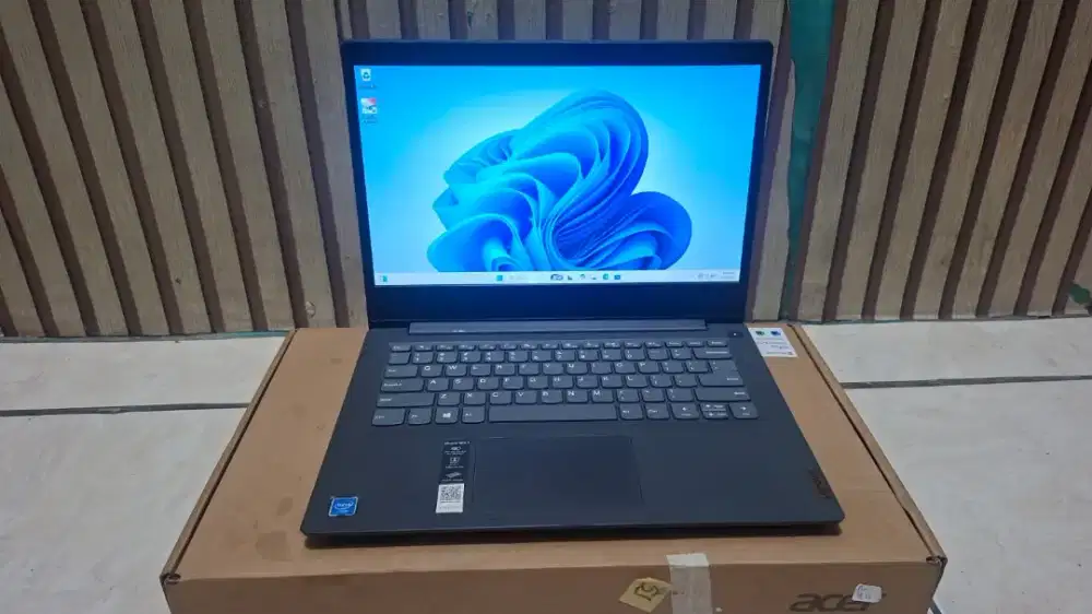 Laptop Lenovo Ideapad Slim 3