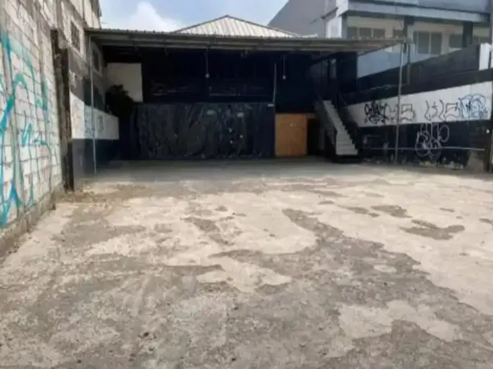 Disewakan Ruko Di Pinggir Jalan Raya Jatiwaringin Jakarta Timur #4569