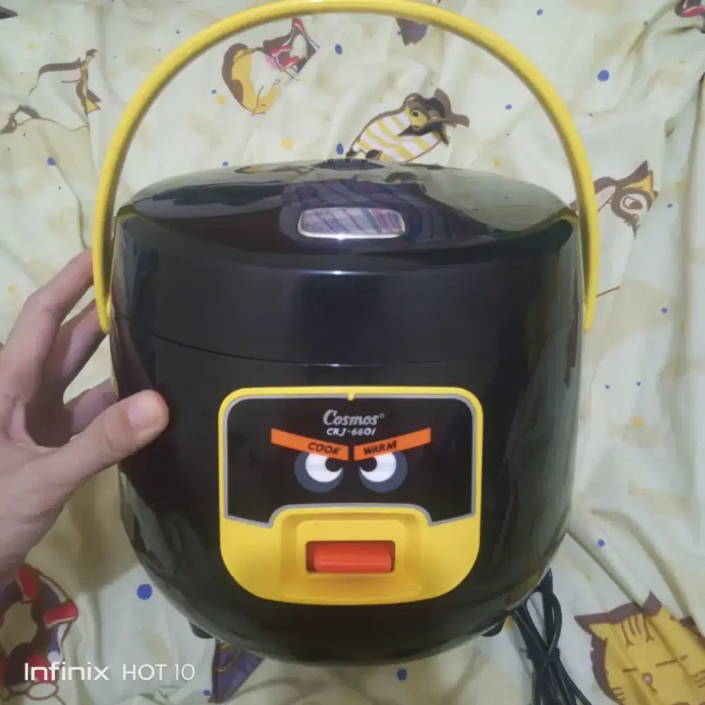 Rice cooker cosmos angry bird dijual cepat karna ganti yg lebih besar