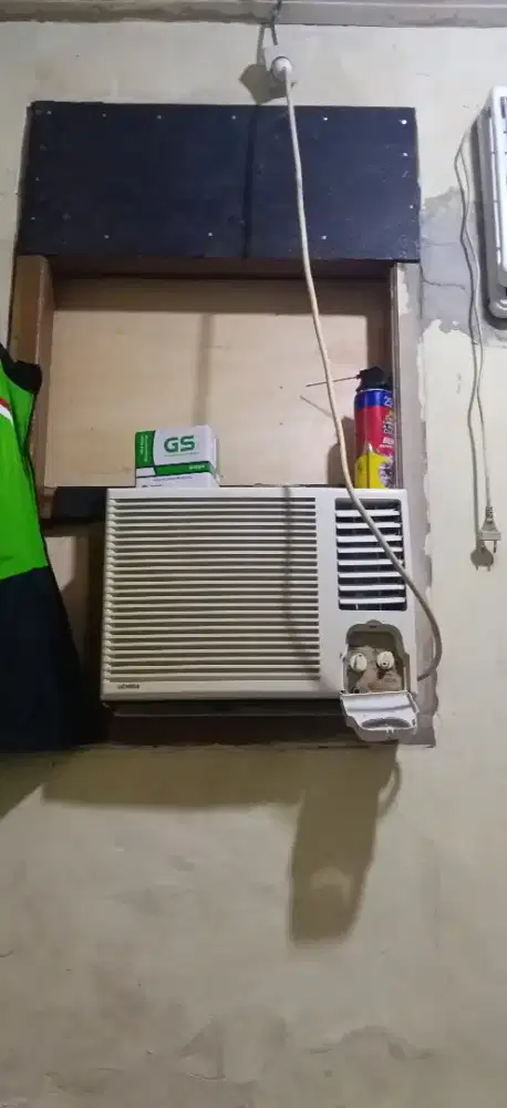 AC window jual murah masih normal