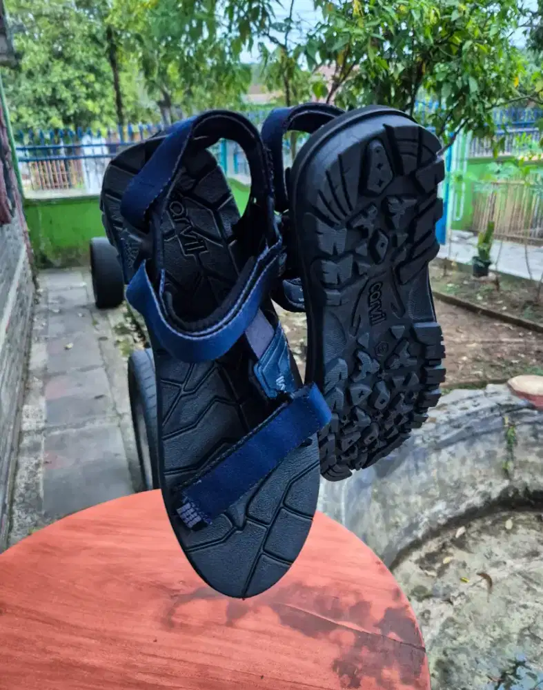 CARVIL Sandal Gunung Outdoor Gutron Navy On Black • SIZE 44 ( 29cm ) •