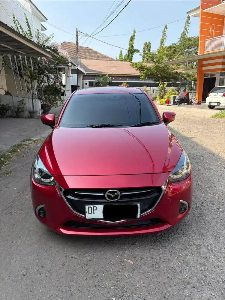 Mazda 2 R matic thn 2017