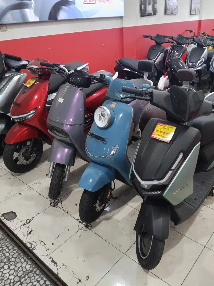 Sepeda Listrik New Selis Yadea