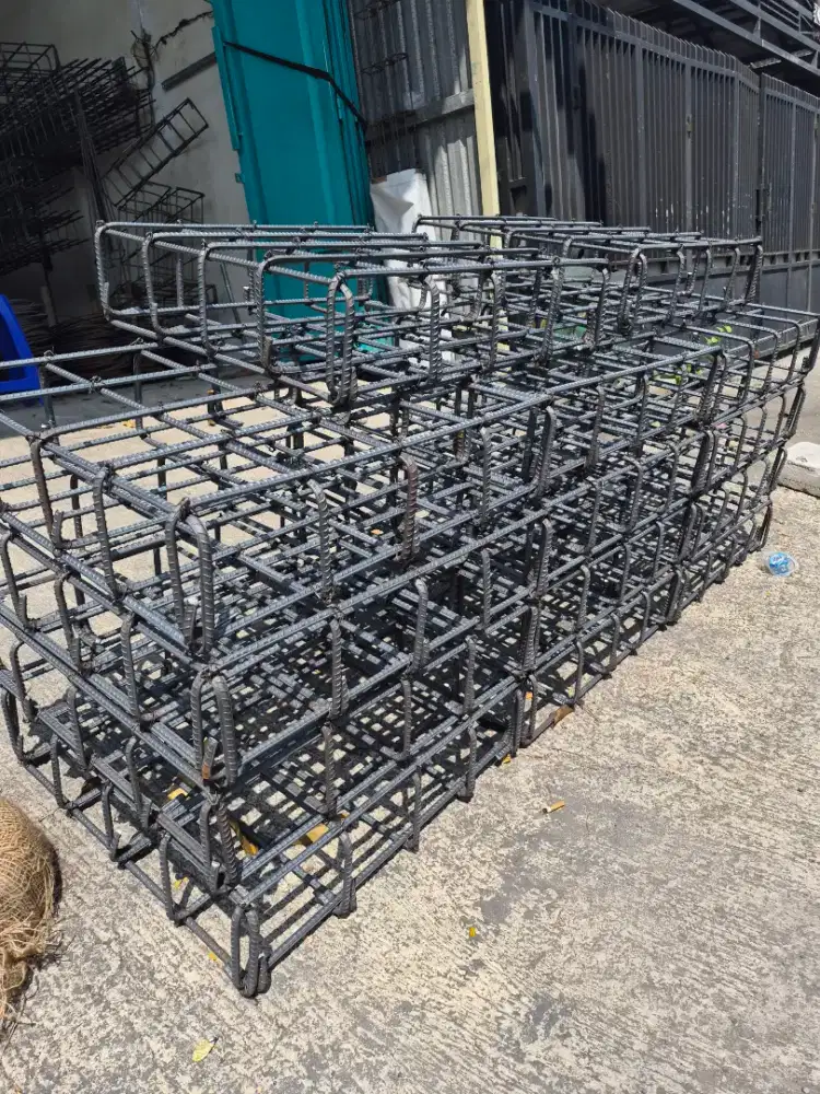Besi rakitan Cakar ayam,footplate,tapak pondasi : D 10 mm sni 60x60x15