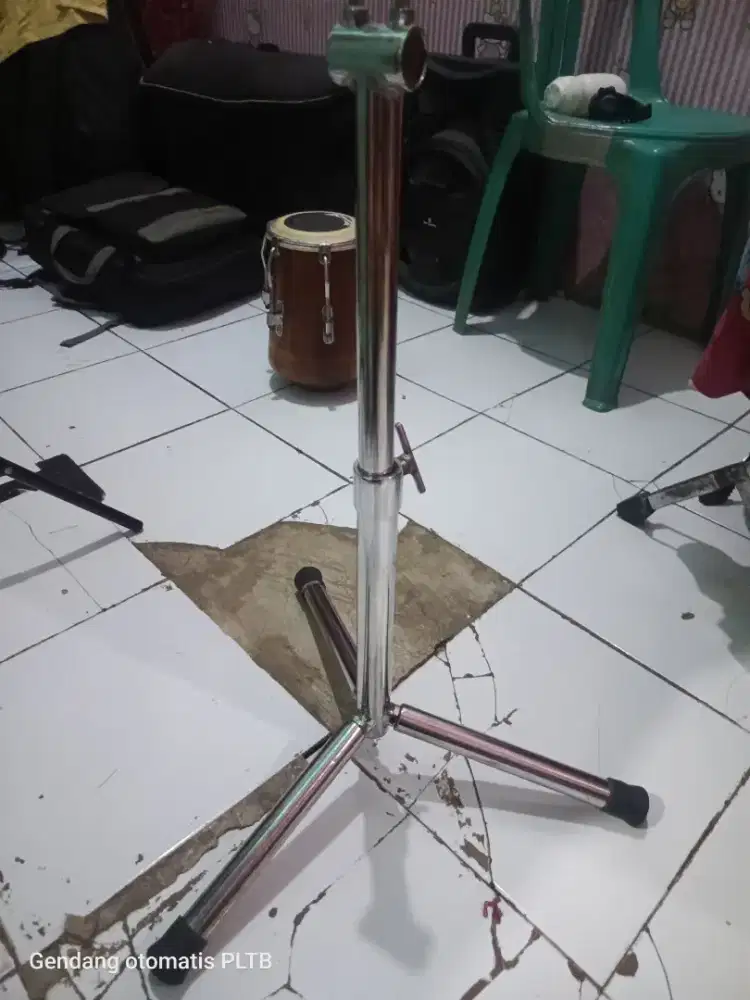 Sten gendang atau ketipung dan kempul