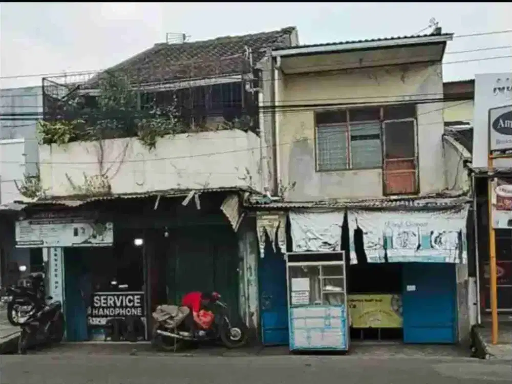 Di jual cepat Rumah 2 lantai pinggir jalan raya cocok buat usaha,jl.bunga raya villa indah tangerang.