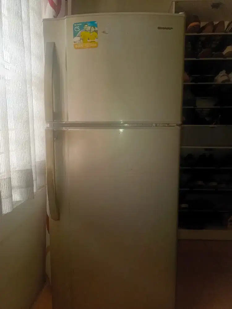 Kulkas Sharp 2 pintu