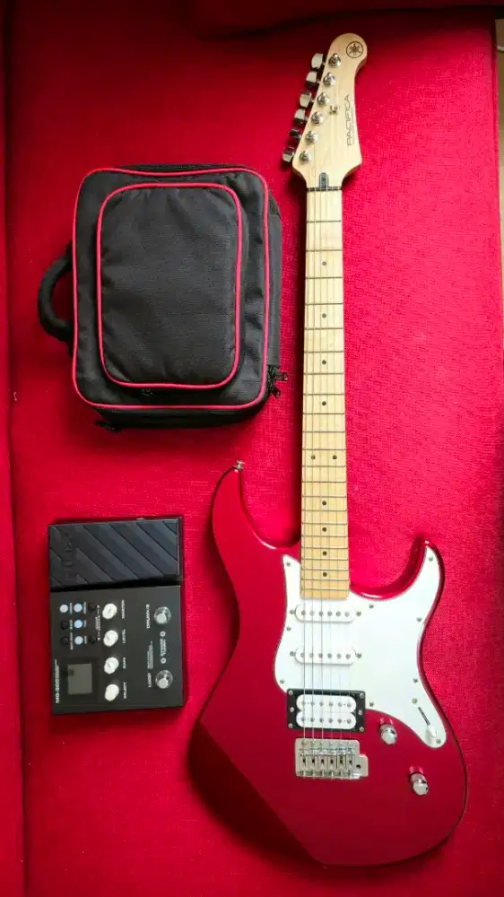 Gitar Yamaha Pacifica PAC 112VM + Efek Nux MG-300