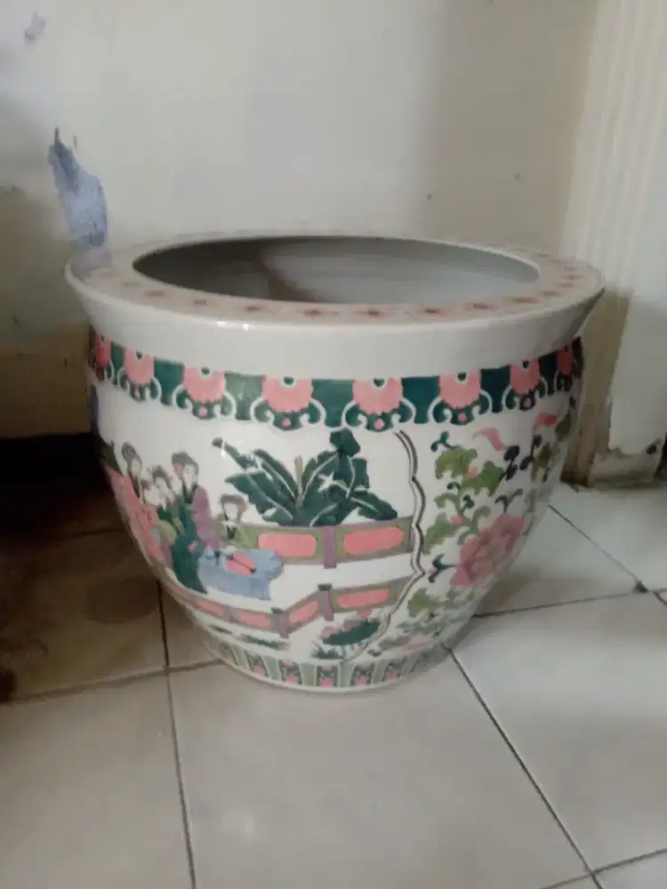 Pot Ikan / Pot Bunga Keramik Jumbo Motif Cina Klasik (Preloved Mulus)