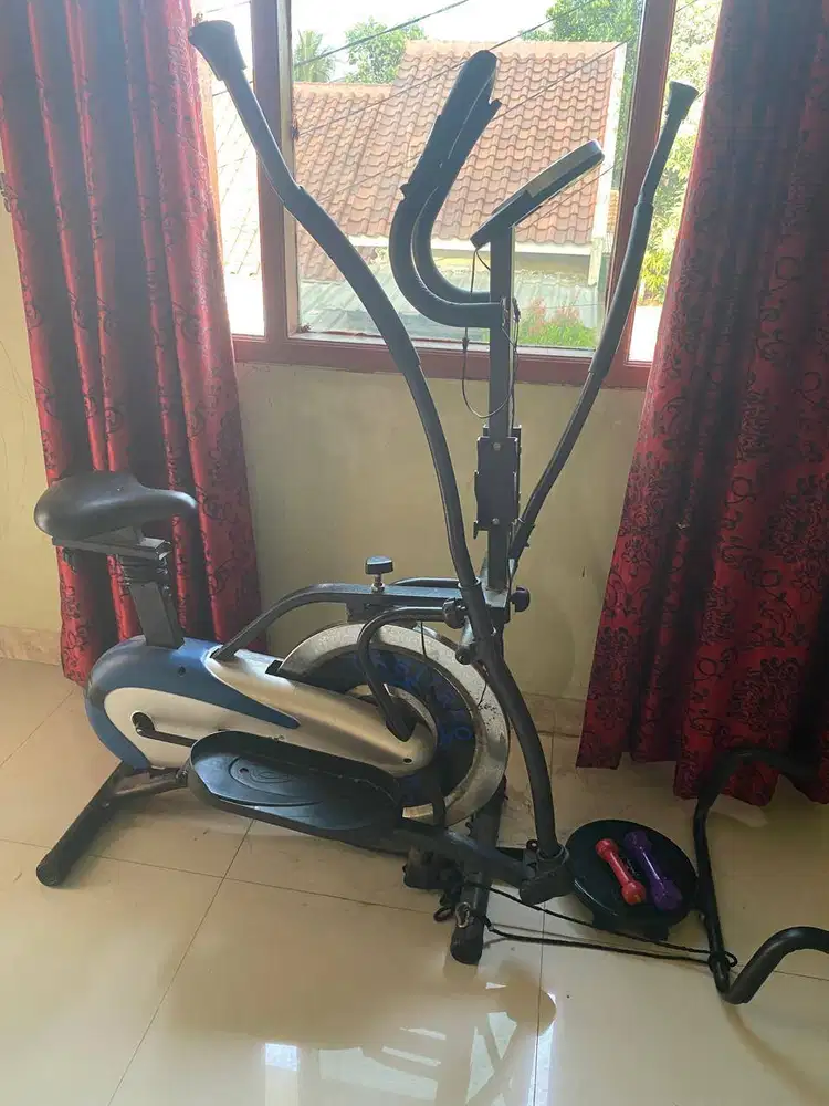 Sepeda Fitnes Statis orbitrack plat 5in1 hitam anti gores,orbitrek
