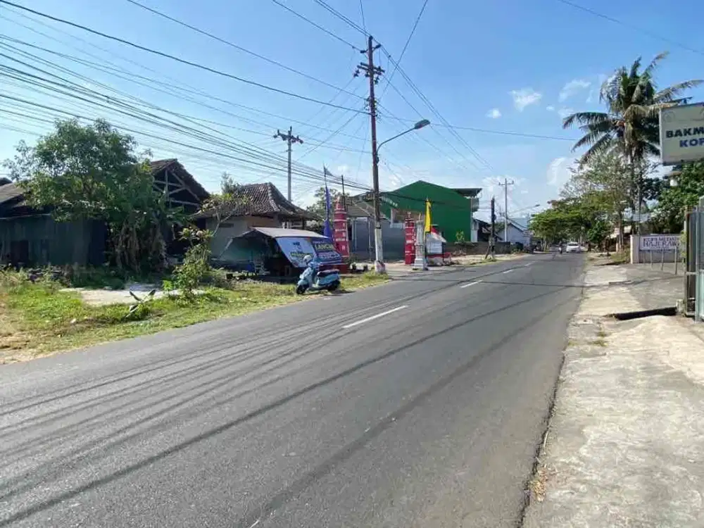 Tanah istimewa Strategis memangku jalan palagan km10 sleman Yogyakarta