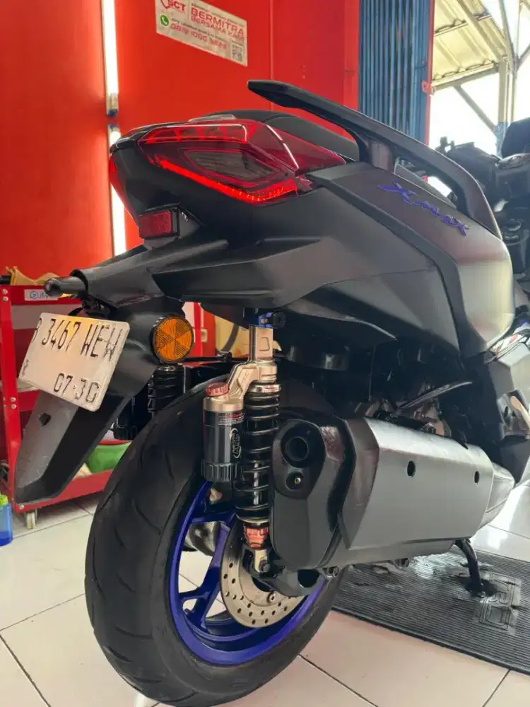 Yamaha XMAX 250 ABS Connected tahun 2025