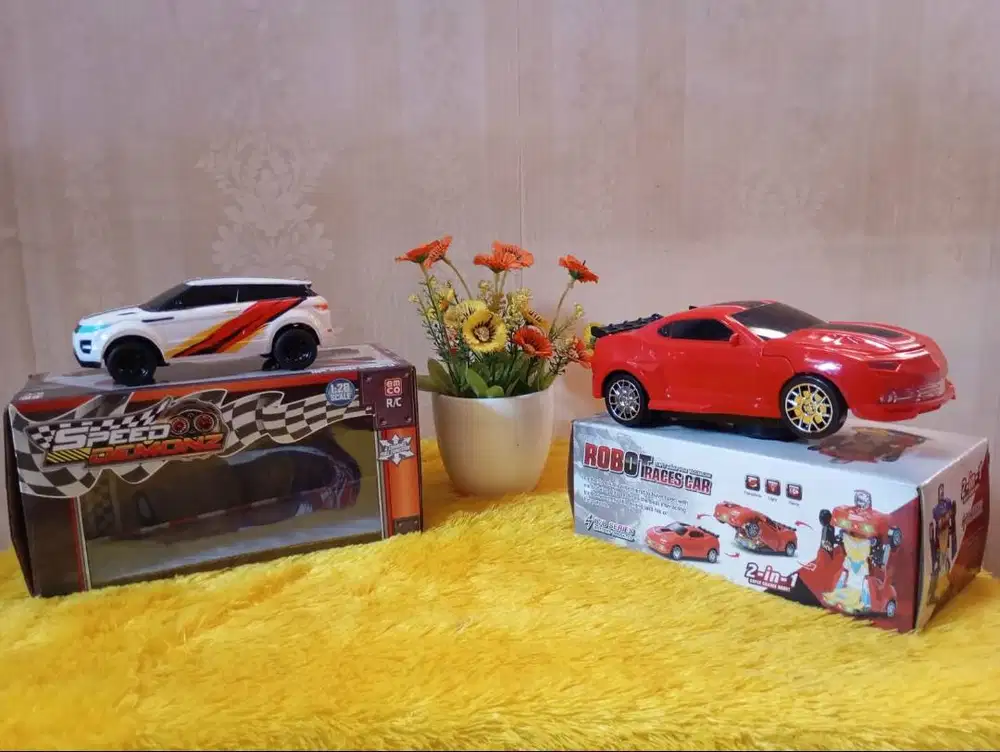 Paket 2 Pcs Mainan Mobil RC Emco Speed Demonz & Robot Traces Car -
