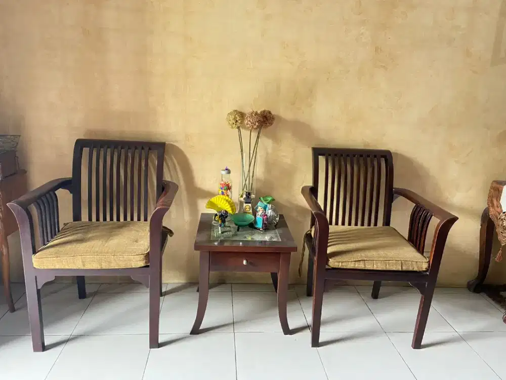 Meja kursi jati