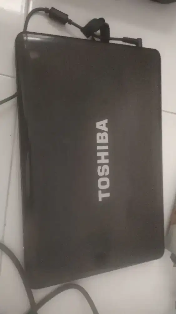 LAPTOP TOSHIBA L 370