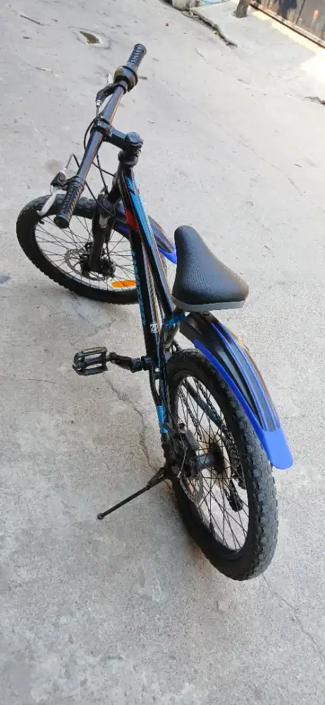 Dijual sepeda MTB 20inch United Monanza.