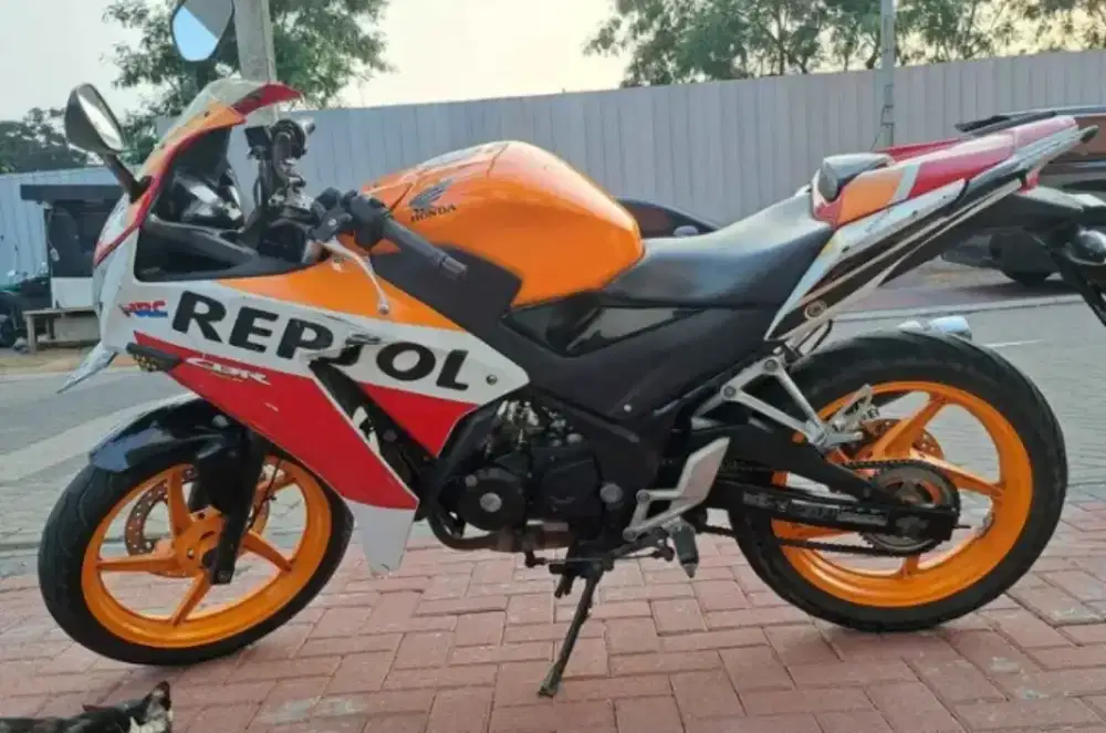 Honda CBR 150 k45a pajak hidup panjang baru di bayar