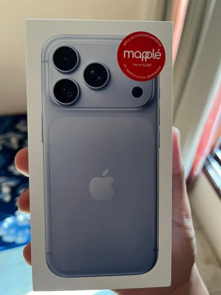 Sell Iphone 18 Pro 512 Glacier
