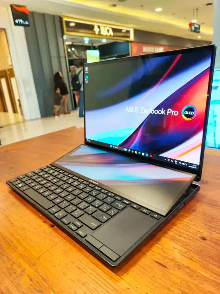 Asus Zenbook Dui UX8402Z