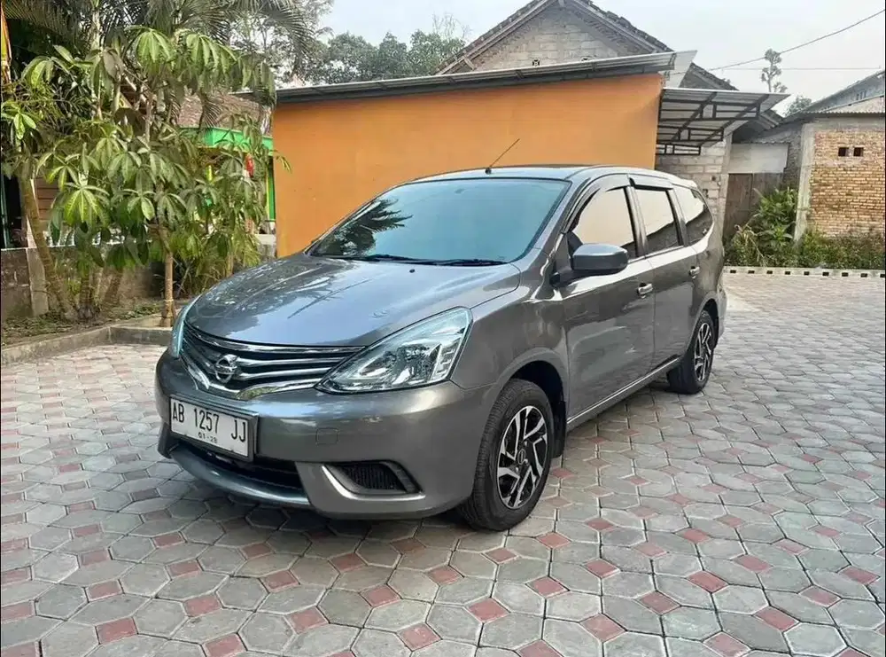 Grand livina 2018 AT Mulus Terawat No PR Nego