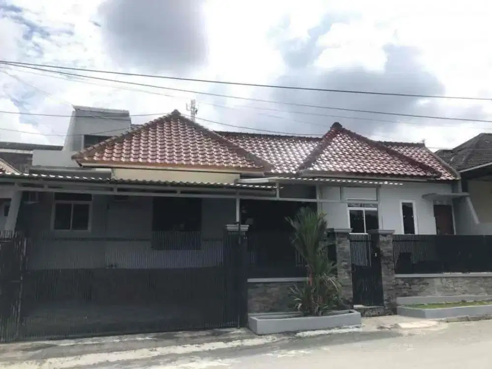 dijual rumah wika di jalan utama wika