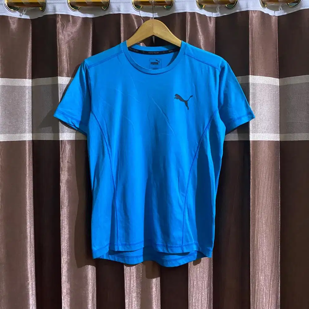 Kaos Puma - Size S fit M - Baju kaos muda