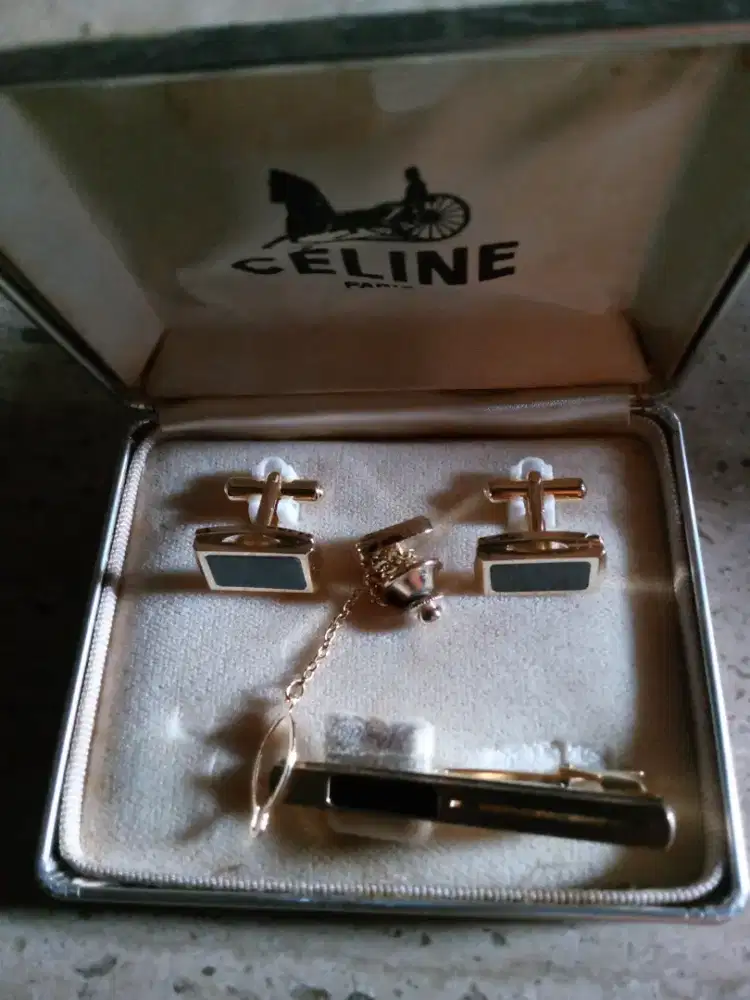 Celine Paris cufflink set vintage full box-langka