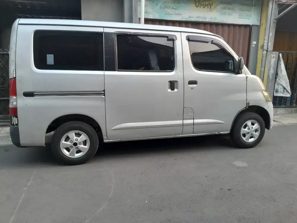 Granmax minibus 1.3cc