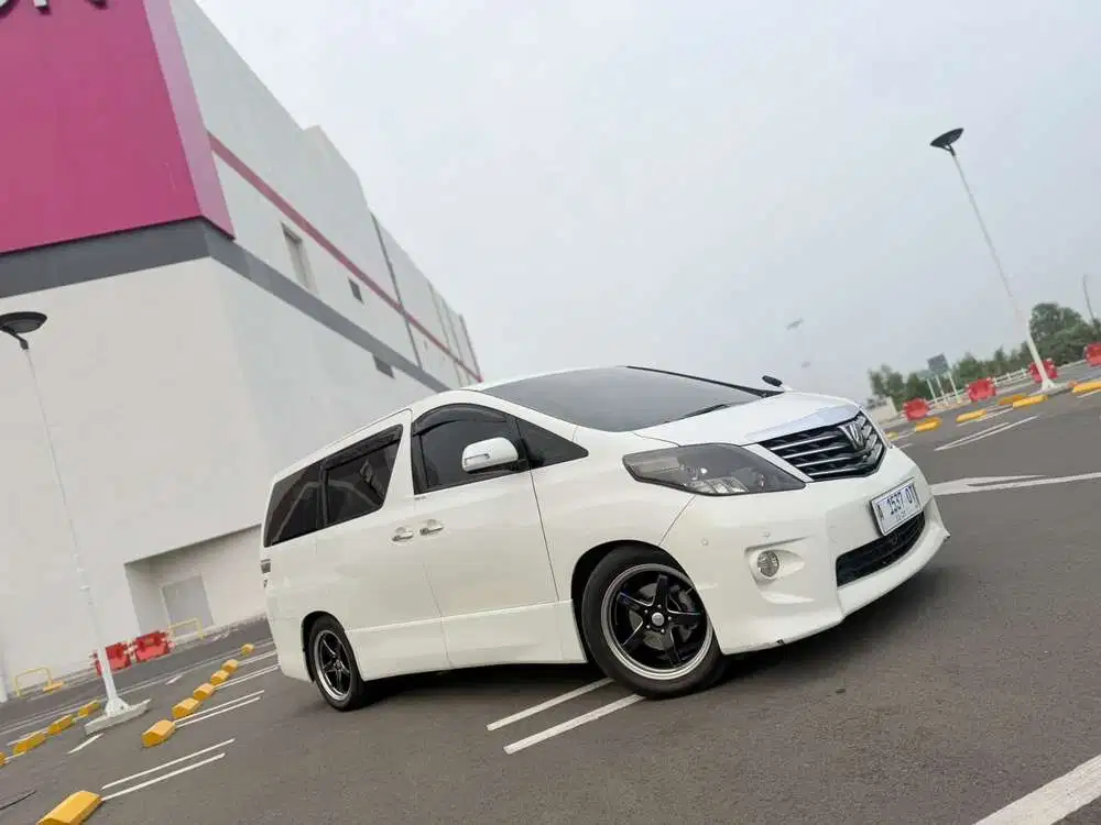 Toyota Alphard 2009 Bensin