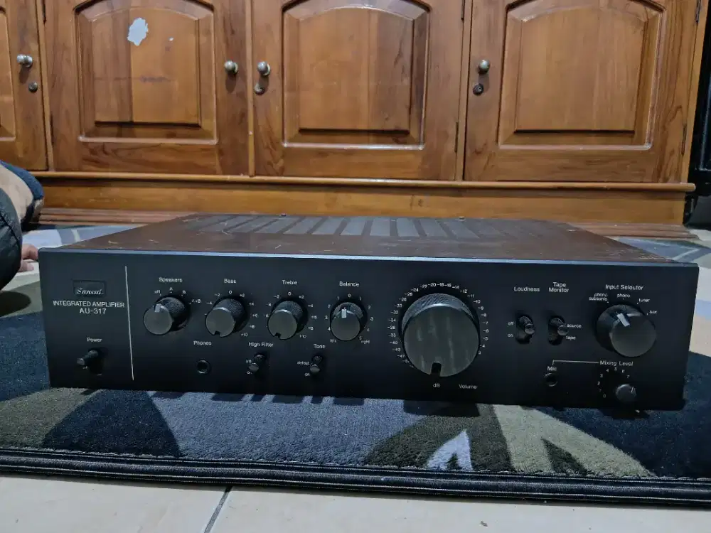 Amplifier Sansui Au317 japan