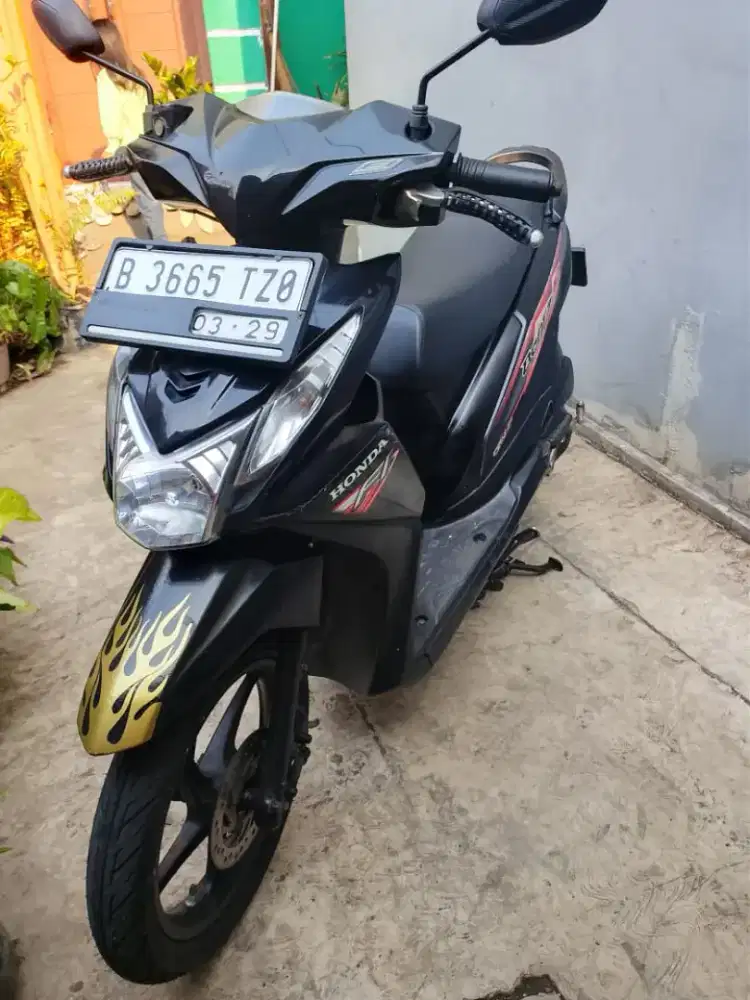 Honda Beat Fi Tahun 2014 Mesin halus, Surat lengkap