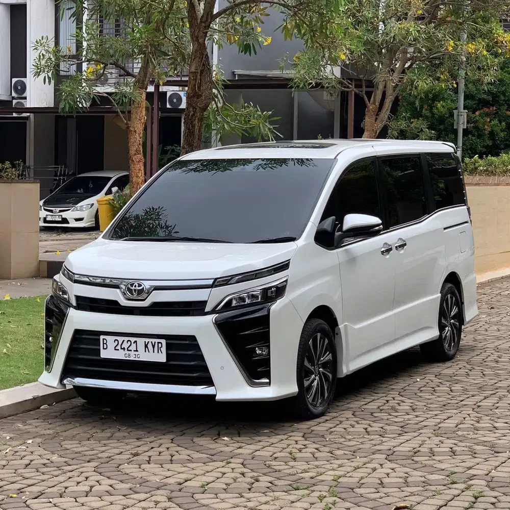 (CASH) Toyota Voxy 2019 AT Service Record Full Toyota