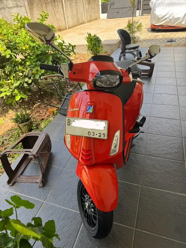 Di Jual Vespa Sprint S 150 ABS - 2023 (Orange Tramonto)