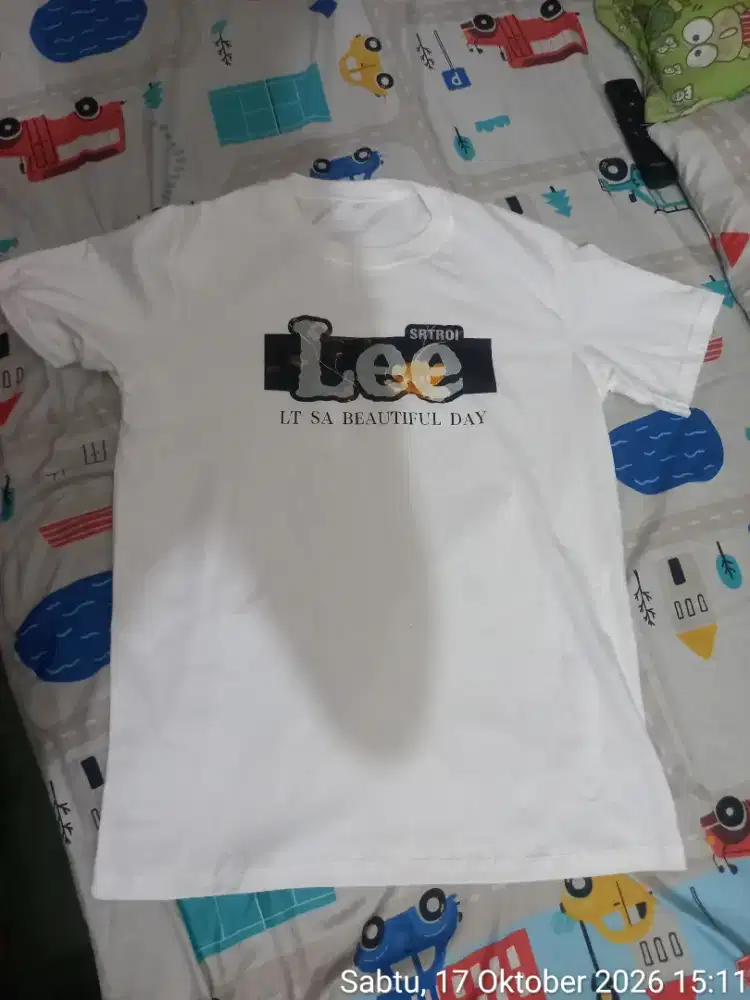 Baju baru 1x pakai edisi ke kecilan