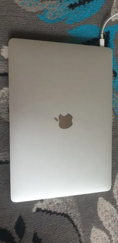 Macbook pro 2017 ada minus