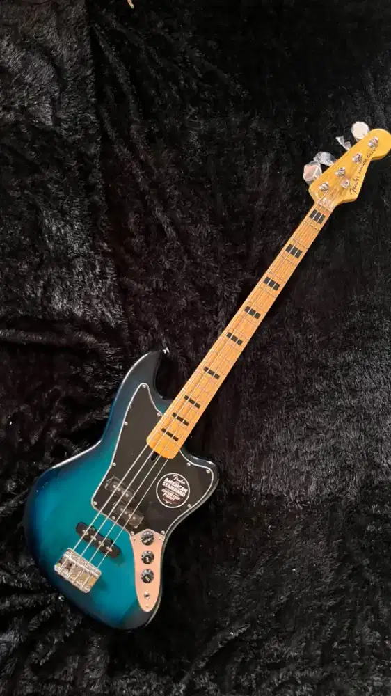 Bass fender jaguar blueburst
