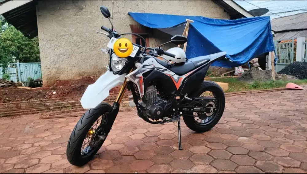 Honda CRF 150 tahun 2024