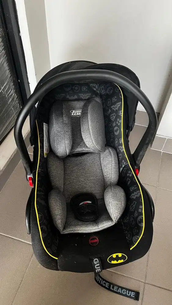 Carseat Babydoes Justice League Batman edition