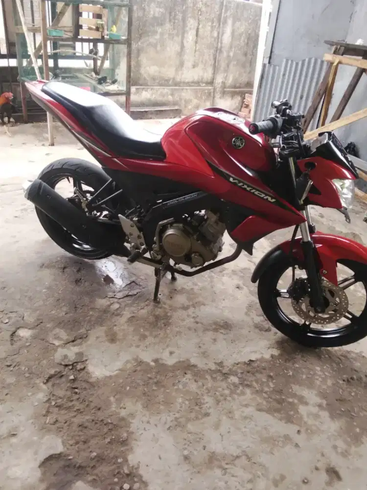 Di jual Yamaha viksion surat lengkap kondisi bagus 10 jt nego